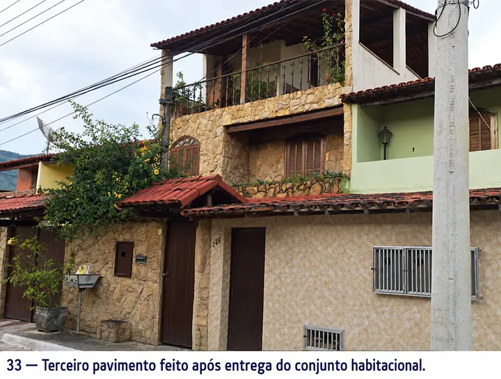 Terceiro pavimento feito após entrega do conjunto habitacional.
